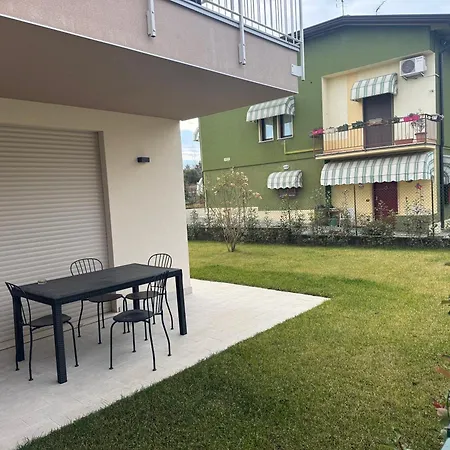 The Good Vibe - House In With Pool